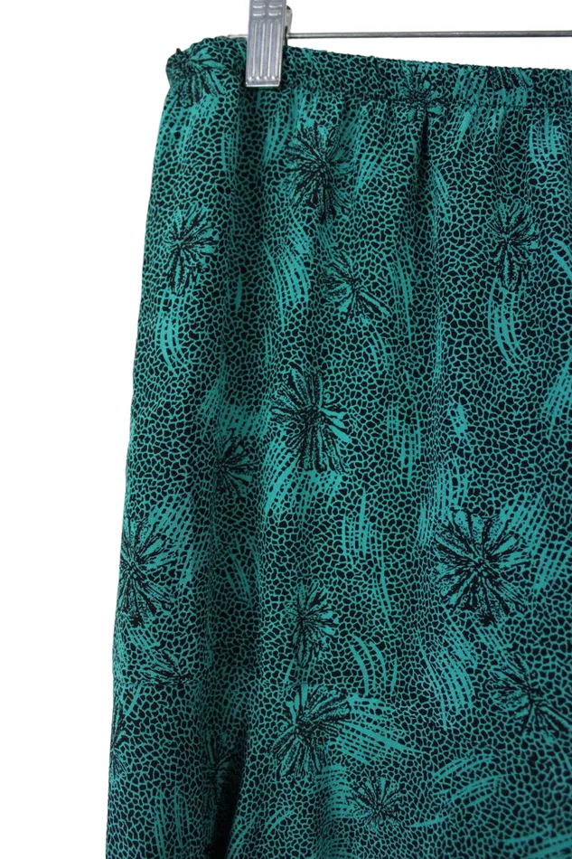 Vintage Union Made Green Skirt 35 Jubilee Thrift Earrings
