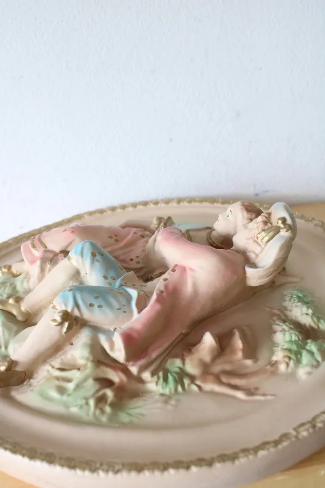 Vintage Victorian Couple Sculpture Chalkware Plaster Wall Plaque Jubilee Thrift Earrings