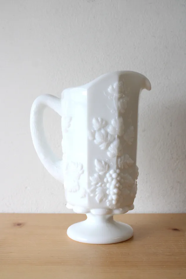 Westmoreland Rings Westmoreland Grape Patterned White Pitcher