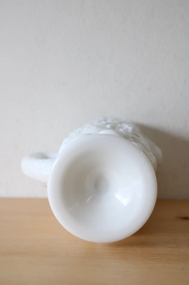 Westmoreland Rings Westmoreland Grape Patterned White Pitcher