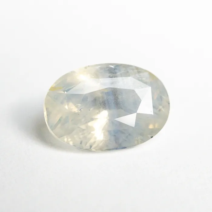 White Brilliant Sapphire 251ct Oval Misfit Gems Rings