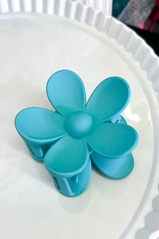 Zenana Rings Daisy Flower Claw Clip Teal